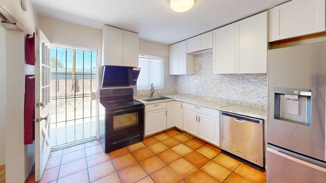 2607 General Bradley Street NE, Albuquerque, NM 87112