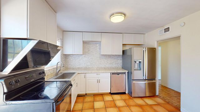 2607 General Bradley Street NE, Albuquerque, NM 87112