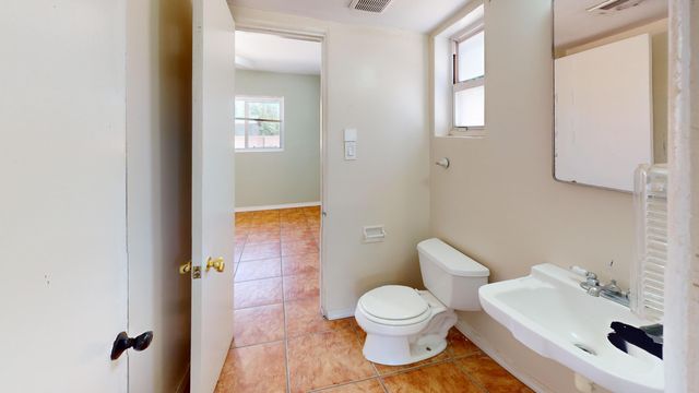 2607 General Bradley Street NE, Albuquerque, NM 87112