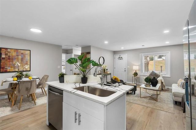 711 Alfred NW Road, Atlanta, GA 30331