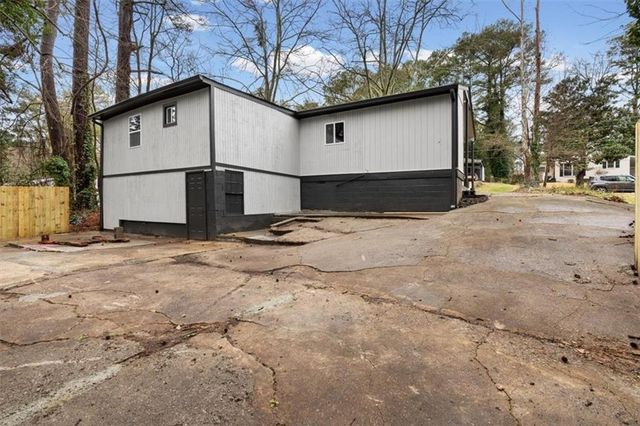 711 Alfred NW Road, Atlanta, GA 30331