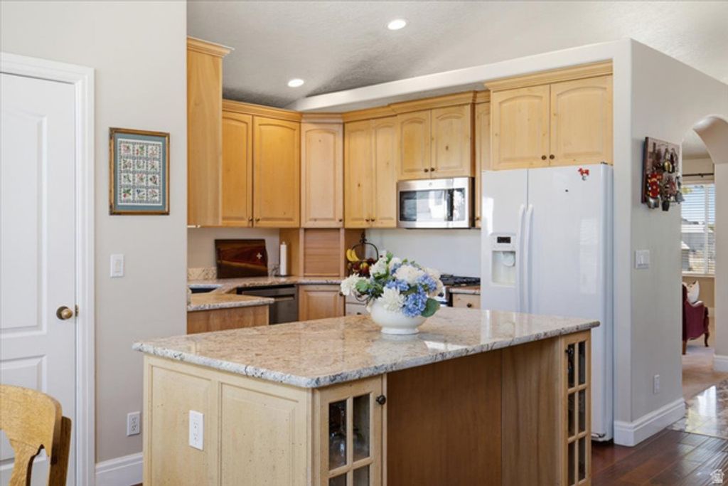 1832 N OLSEN WAY, West Bountiful, UT 84087 — photo 4