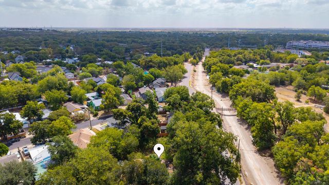 4908 Sara DR, Austin, TX 78721