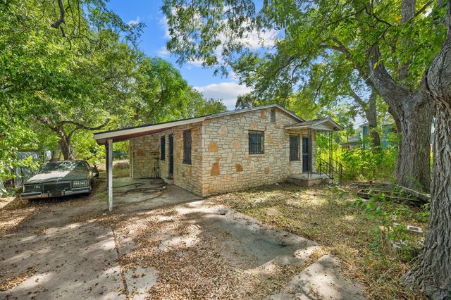 4908 Sara DR, Austin, TX 78721