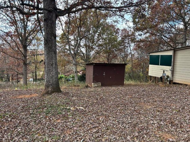 99 Rocket Drive, Cleveland, GA 30528