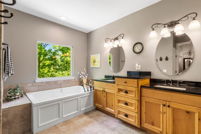 103 Dogwood, Saddlebrooke, MO 65630