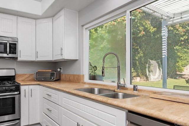 1207 Branding Iron Circle, Vista, CA 92081