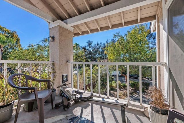 1207 Branding Iron Circle, Vista, CA 92081