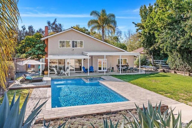 1207 Branding Iron Circle, Vista, CA 92081