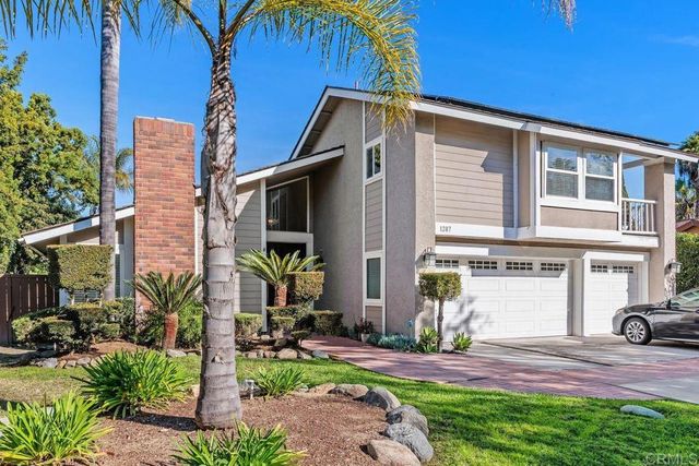 1207 Branding Iron Circle, Vista, CA 92081