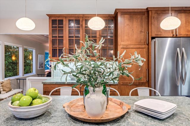 1205 Calle Del Arroyo Rd, Sonoma, CA 95476