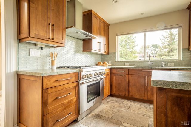 1205 Calle Del Arroyo Rd, Sonoma, CA 95476