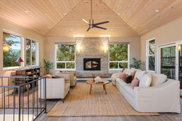 1205 Calle Del Arroyo Rd, Sonoma, CA 95476