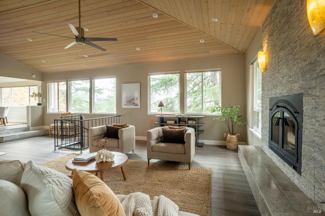 1205 Calle Del Arroyo Rd, Sonoma, CA 95476