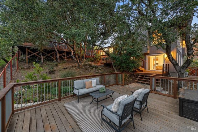 1205 Calle Del Arroyo Rd, Sonoma, CA 95476