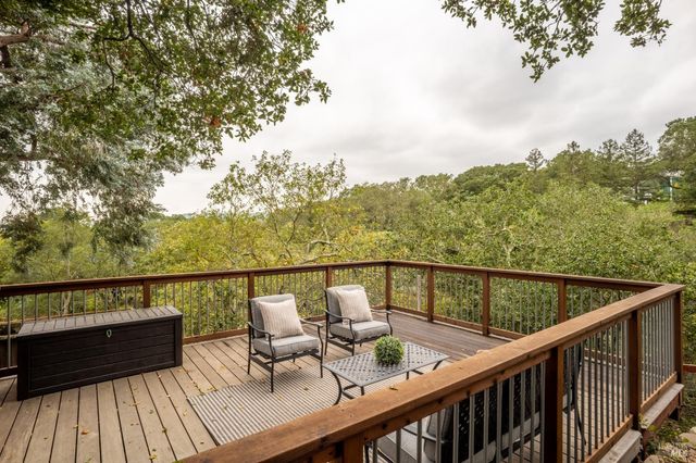 1205 Calle Del Arroyo Rd, Sonoma, CA 95476