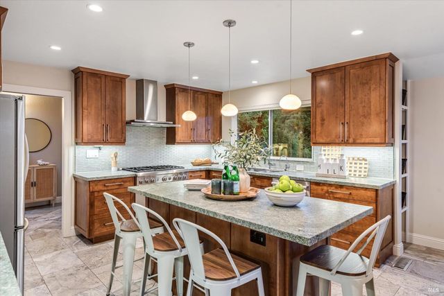 1205 Calle Del Arroyo Rd, Sonoma, CA 95476