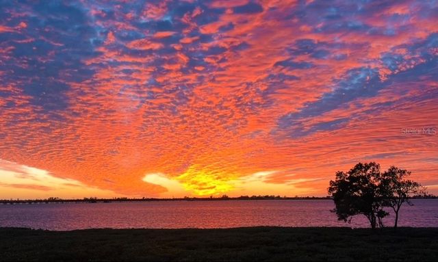 332 HARBOUR SOUND COURT, Bradenton, FL 34209