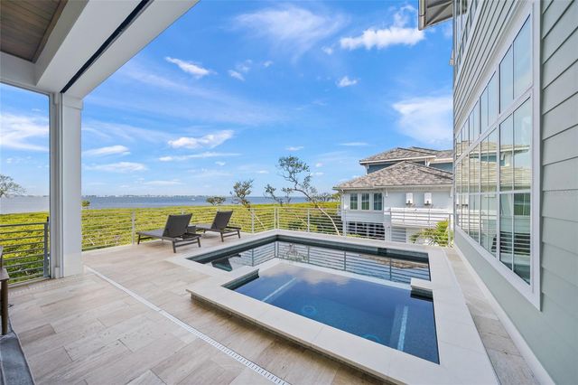 332 HARBOUR SOUND COURT, Bradenton, FL 34209