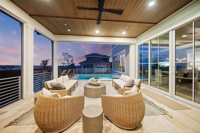 332 HARBOUR SOUND COURT, Bradenton, FL 34209