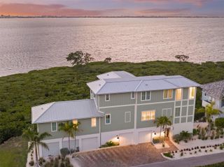 332 HARBOUR SOUND COURT, Bradenton, FL 34209