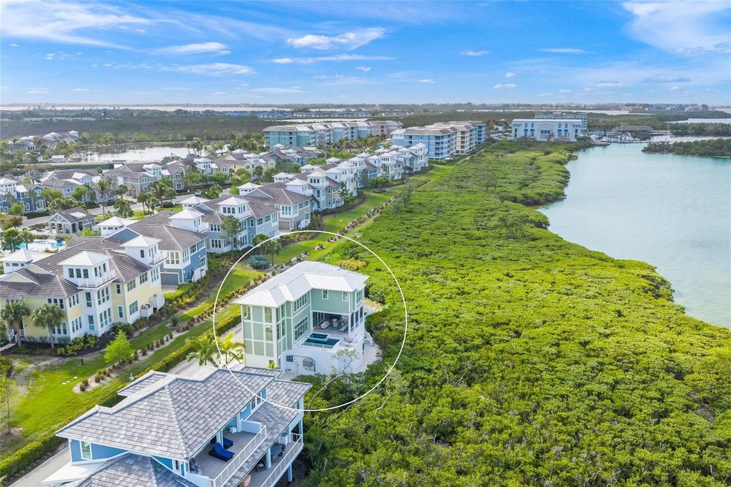 Image 50 of property listing at 332 HARBOUR SOUND COURT, Bradenton, FL 34209