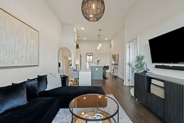 1677 54th Ave N Apt 101, Nashville, TN 37209