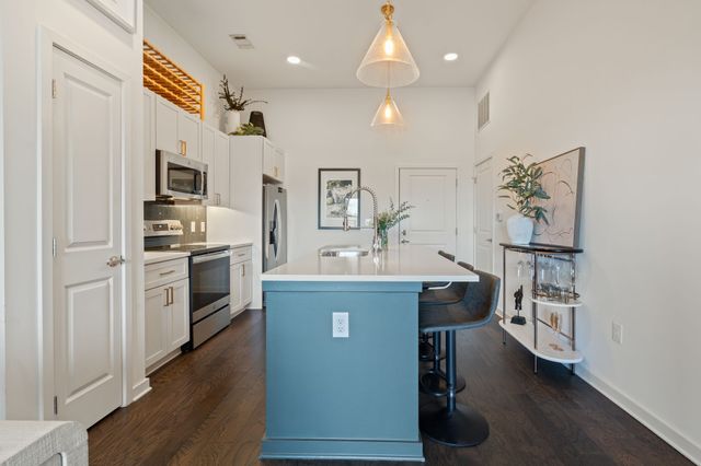 1677 54th Ave N Apt 101, Nashville, TN 37209
