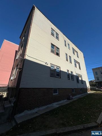 87 Montgomery Avenue, Irvington, NJ 07111