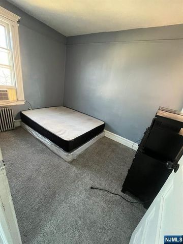 87 Montgomery Avenue, Irvington, NJ 07111