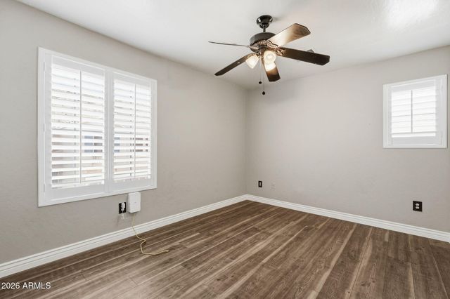 115 W MOUNTAIN SAGE Drive, Phoenix, AZ 85045