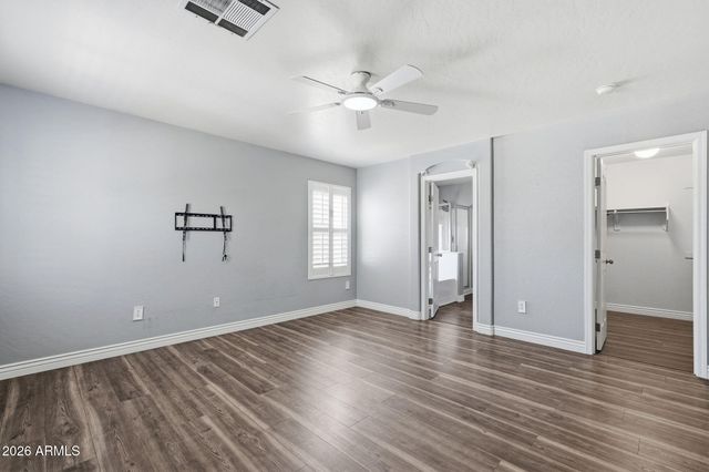 115 W MOUNTAIN SAGE Drive, Phoenix, AZ 85045