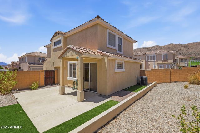 115 W MOUNTAIN SAGE Drive, Phoenix, AZ 85045