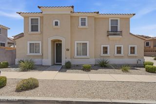 115 W MOUNTAIN SAGE Drive, Phoenix, AZ 85045