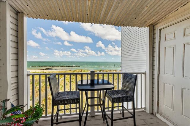 810 E Ocean View Ave Apt 201, Norfolk, VA 23503