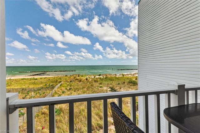 810 E Ocean View Ave Apt 201, Norfolk, VA 23503