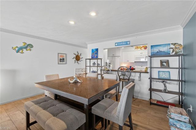 810 E Ocean View Ave Apt 201, Norfolk, VA 23503