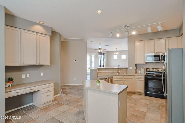 18440 W MCNEIL Street, Goodyear, AZ 85338