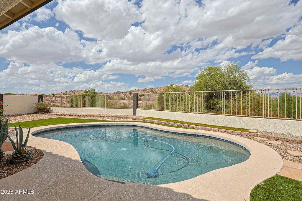 18440 W MCNEIL Street, Goodyear, AZ 85338 — photo 2