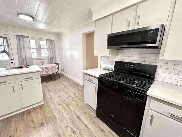515 S FIRST Street, Benton, AR 72015