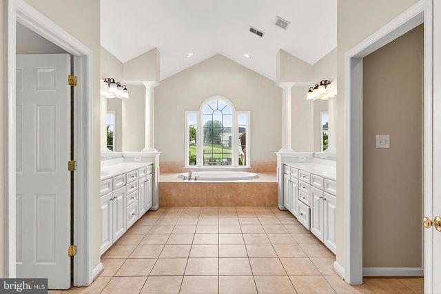5548 EISELEY CT, Warrenton, VA 20187