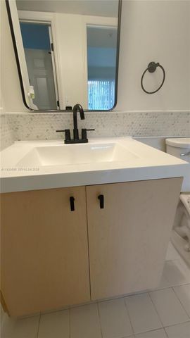 4220 San Marino Blvd 106, West Palm Beach, FL 33409