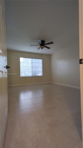 4220 San Marino Blvd 106, West Palm Beach, FL 33409