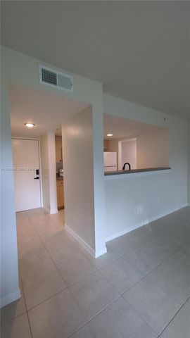 4220 San Marino Blvd 106, West Palm Beach, FL 33409