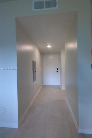 4220 San Marino Blvd 106, West Palm Beach, FL 33409