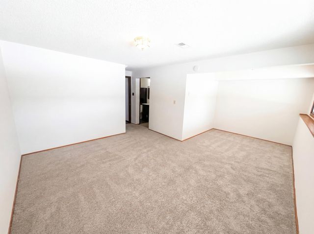 12060 71st Place N, Maple Grove, MN 55369