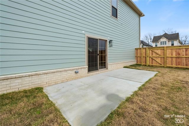 4472 W Bronco Drive, Fayetteville, AR 72704