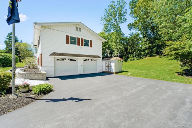 56 Robert Lane, Wappingers Falls, NY 12590