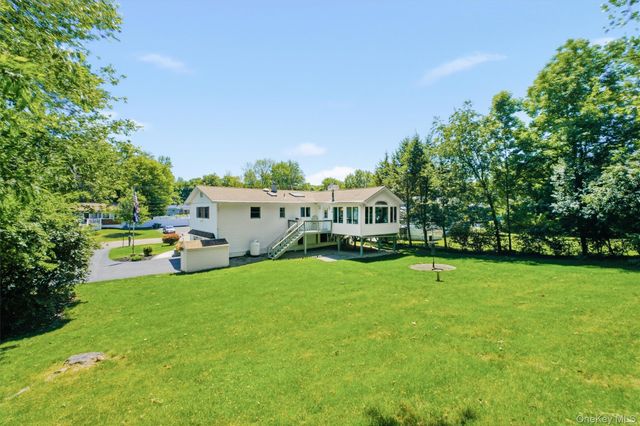 56 Robert Lane, Wappingers Falls, NY 12590