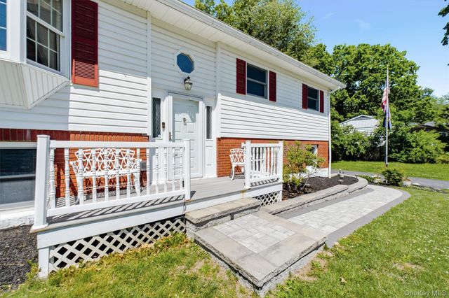 56 Robert Lane, Wappingers Falls, NY 12590